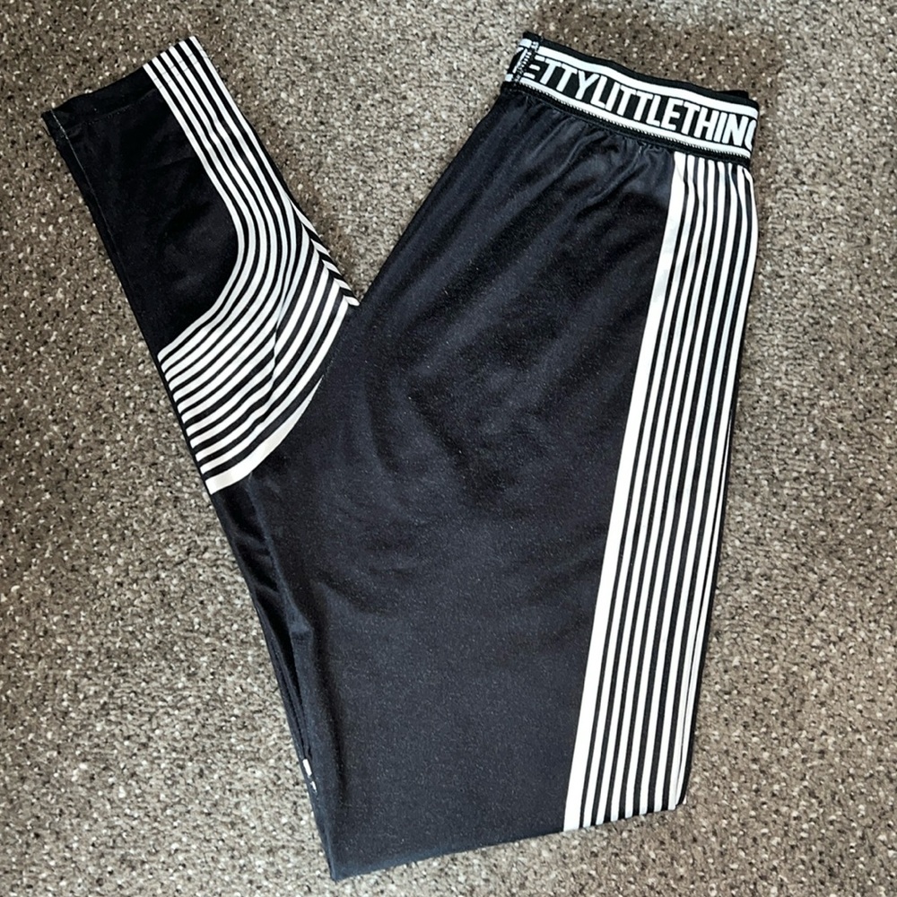 Pretty little thing leggings